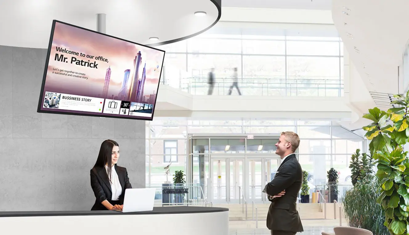 Shaping the Future: Yetronic Digital Signage for Companies Bringing ...